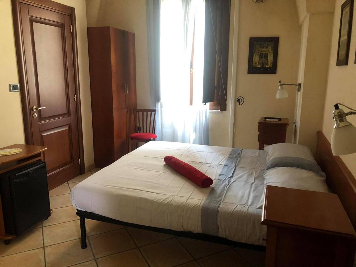 Mini Hotel Peperoncino Palace 2 Racale Eksteriør bilde